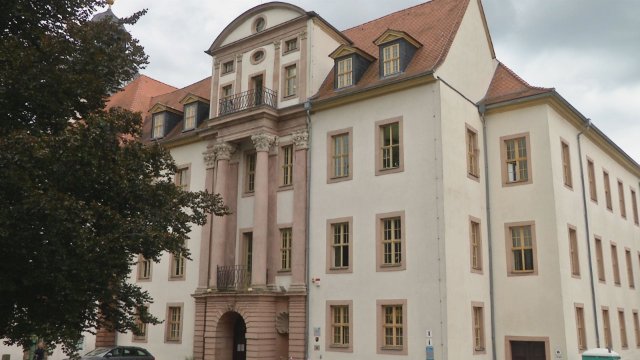 Saale-Holzland-Kreis: 29 neue Corona-Fälle – Inzidenz: 237 – Warnstufe: 2