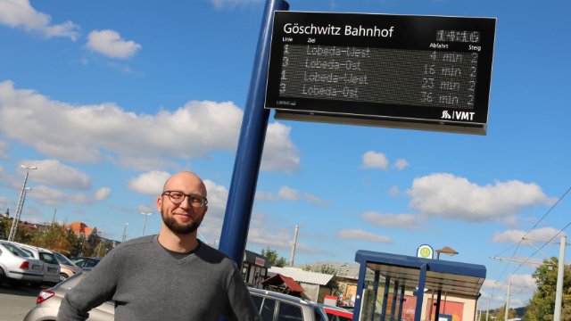 Neue Generation von Fahrgastinformationssäulen 