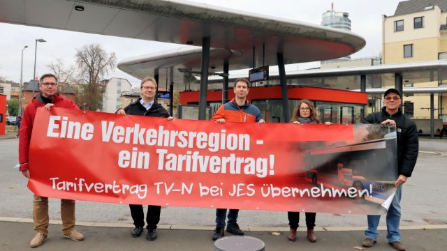 Linken-Protestaktion für JES-Tarifvertrag 