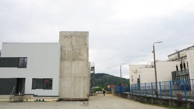 Technische Ausstattung im Umspannwerk Hardenbergweg abgeschlossen