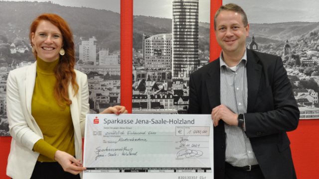 Kinderakademie erhält Spende von der Sparkassenstiftung Jena-Saale-Holzland