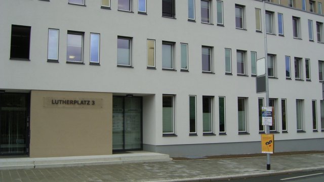 Stadt Jena: Insgesamt 346 Corona-Neuinfektionen über das Wochenende gemeldet – Inzidenz: 873,3 - Warnstufe: 2