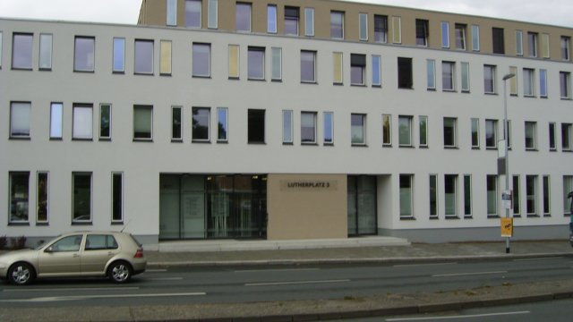 Stadt Jena: 293 Corona-Neuinfektionen gemeldet – 200 weitere Fälle von Laboren übermittelt – Inzidenz: 1 155,1 – Warnstu