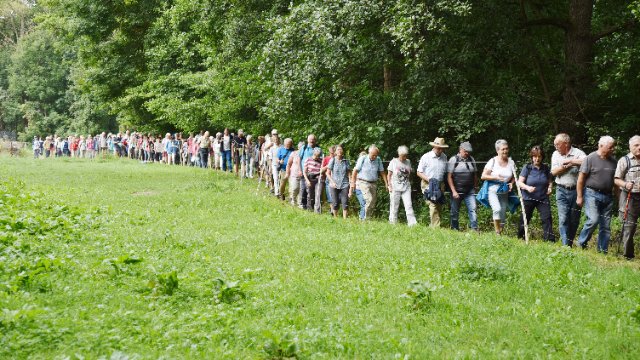 Landrat Andreas Heller geht wieder auf Wanderschaft