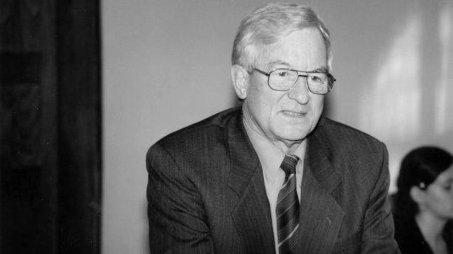 Trauer um Dr. Dietmar Haroske