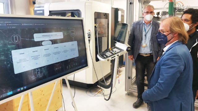 Bundestagsabgeordneter zu Gast an Hochschule