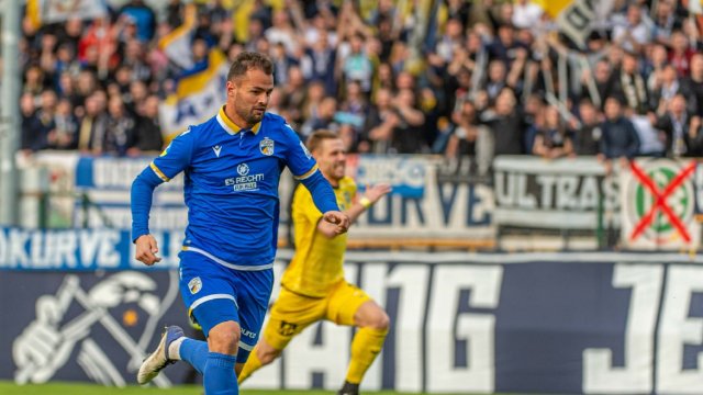 FC Carl Zeiss Jena: 4:1-Sieg in Auerbach