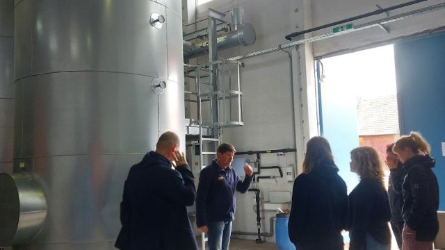 Fridays for Future Jena besucht Agrarkonzern Wölmisse: