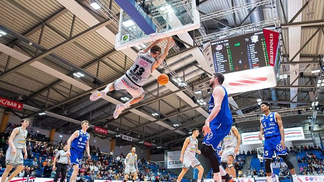 Medipolis SC Jena feiert historischen 121:83-Heimsieg gegen Sparkassen-Stars Bochum