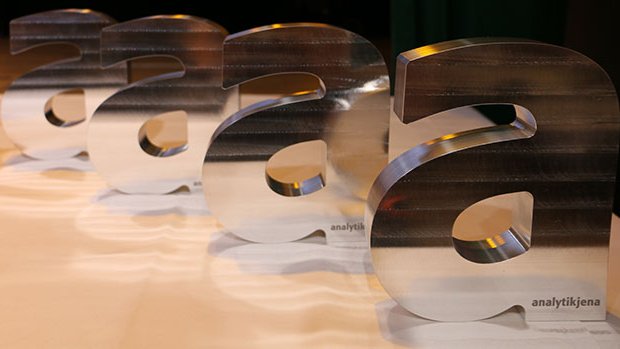 Science Award geht an Erbgut-Analyse für den Artenschutz und Arbeit zur Leitfähigkeit von DNA