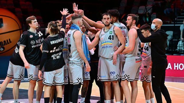 Medipolis SC Jena kehrt mit 71:84-Niederlage zurück