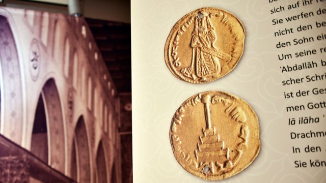 Münz-Ausstellung in der Universität  