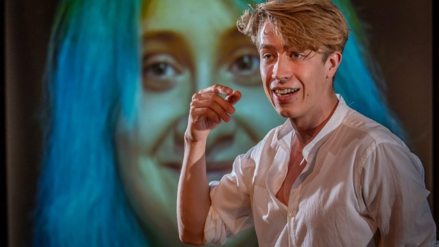 Theaterhaus Jena mit Stück auf Reisen