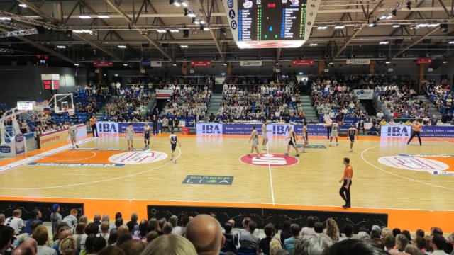Medipolis SC Jena unterliegt Rostock mit 76:77