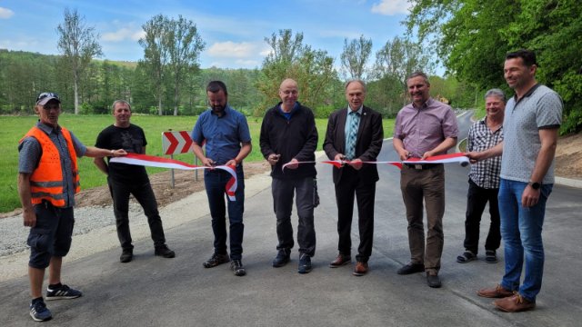 Kreisstraße nach Sanierung offiziell übergeben