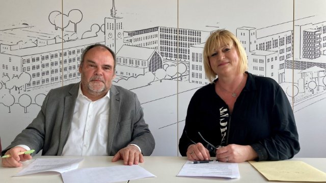 Hochschule vertieft Kooperation mit Familienbündnis