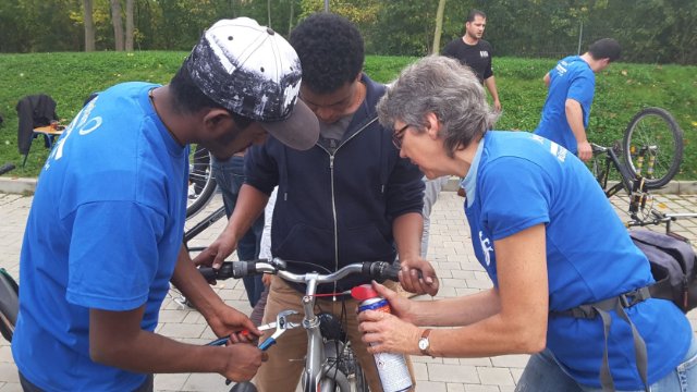Fahrrad-Reparatur im Hugo im Winzerla