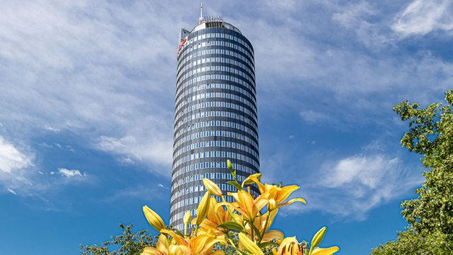 Ausstellung von Grafiken und Portraitfotografien