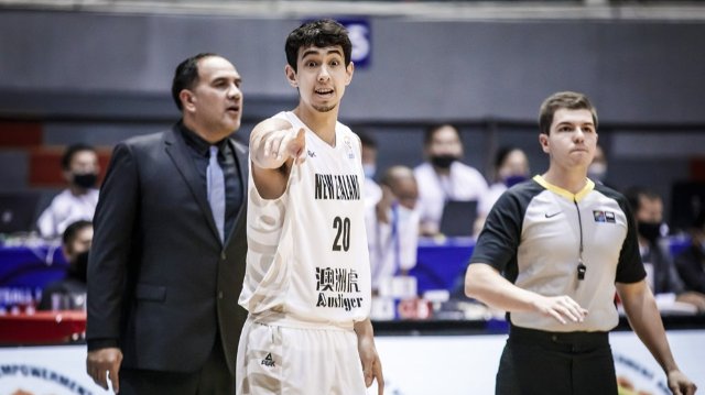 Medipolis SC Jena verpflichtet Takiula Fahrensohn