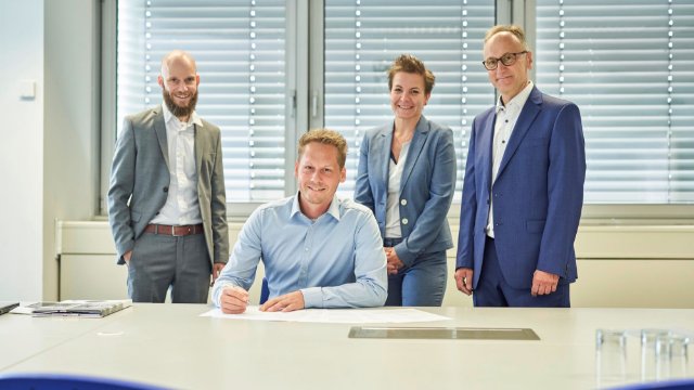 Praxis-Booster für BWL-Studenten: Kooperation zwischen ZEISS und EAH Jena abgeschlossen 