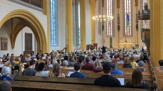 Benefizkonzert: 1 360 Euro für Martinsschmaus