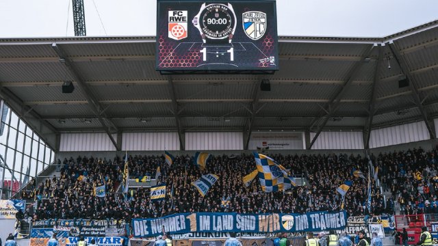 Thüringenderby zwischen FC Carl Zeiss Jena und FC Rot-Weiß Erfurt endet unentschieden