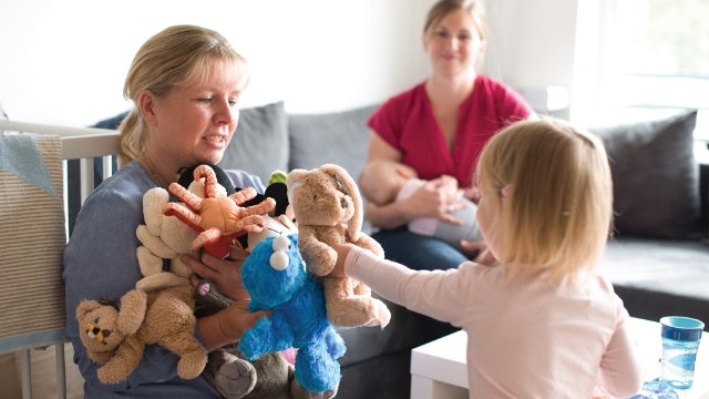 Ehrenamtliche für die Unterstützung von Eltern gesucht