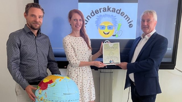 ÜAG-Kinderakademie ausgezeichnet