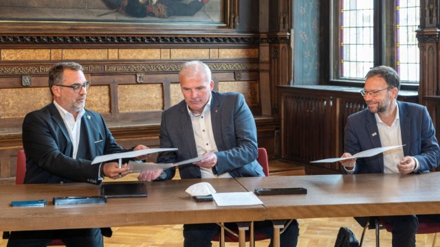 Zusammenarbeit bei der Feuerwehrausbildung