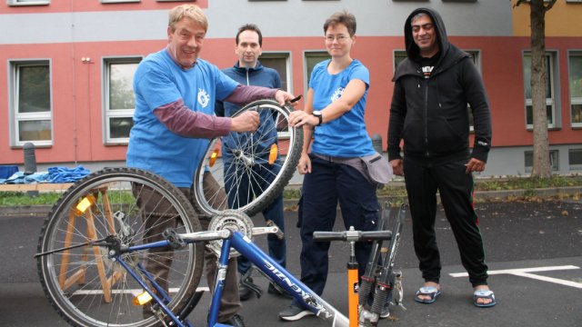 Selbsthilfewerkstatt des ADFC wieder Jena TV Sehen, was