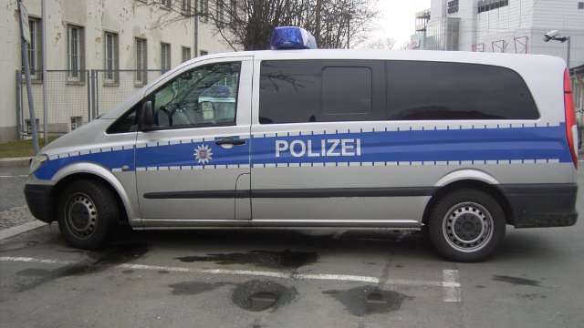 Revolver im Briefkasten