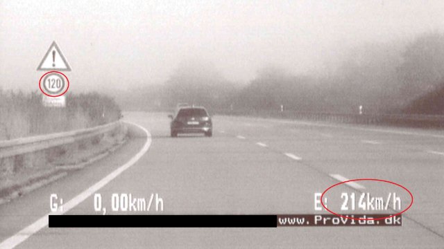 Autobahnpolizei stoppt Pkw mit über 200 km/h auf A9 