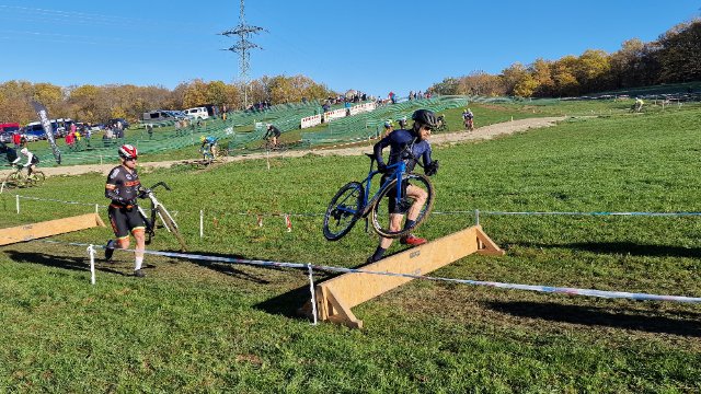 200 Teilnehmer beim 16. Jenbike Cross