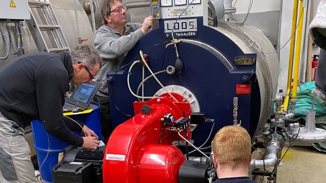 Ölbrenner in Fernwärme-Erzeugungsanlagen installiert 