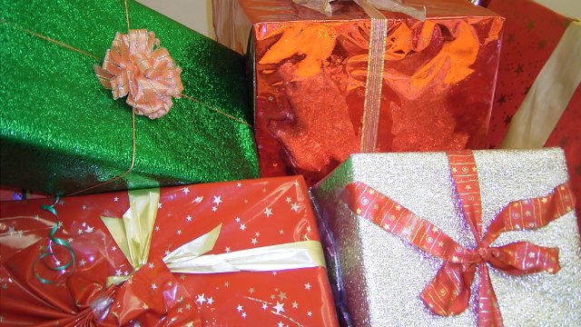 Spendenannahme beim Weihnachtsbacken in Lobeda