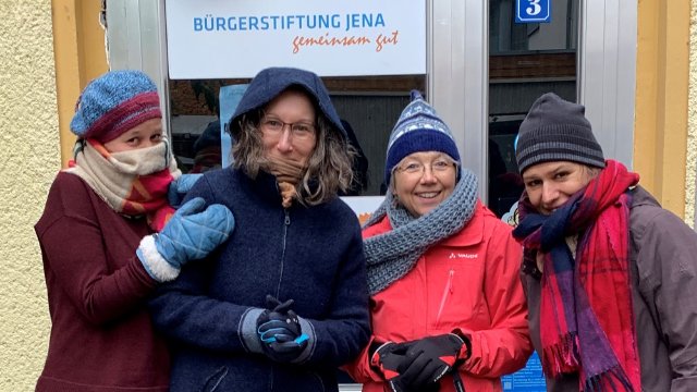 Bürgerstiftung auf Jena-Crowd: Wärmevorhänge für zugige Türen