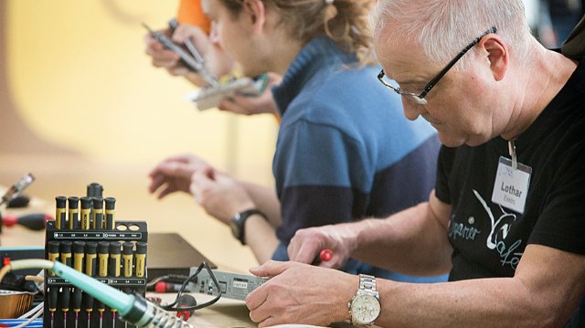 Reparier-Café in Seniorenbegegnungsstätte zu Gast