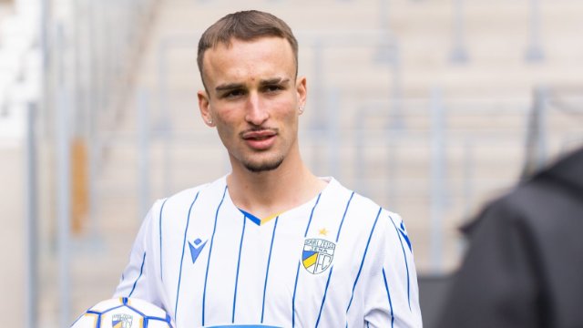 FC Carl Zeiss Jena: Lorenz Knöferl kommt auf Leihbasis 