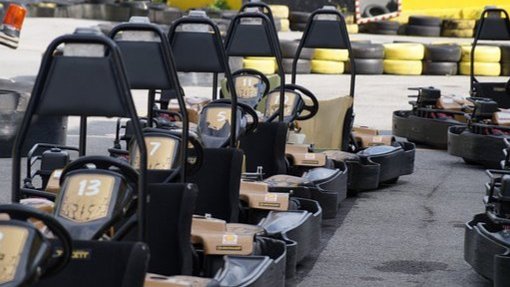 Kartbahn Jena: Gas augetreten, 38 Menschen leicht verletzt