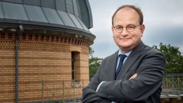 Klima, Krieg und Wissenschaft: Ernst-Abbe-Kolloquium mit renommiertem Klima-Ökonom 