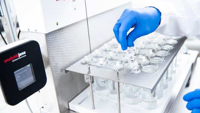 Zwei Awards für Analytik Jena