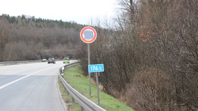 Vandalismus auf der Autobahn