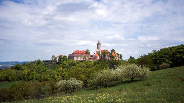 Kulturreihe "Wein & Geist" auf der Leuchtenburg