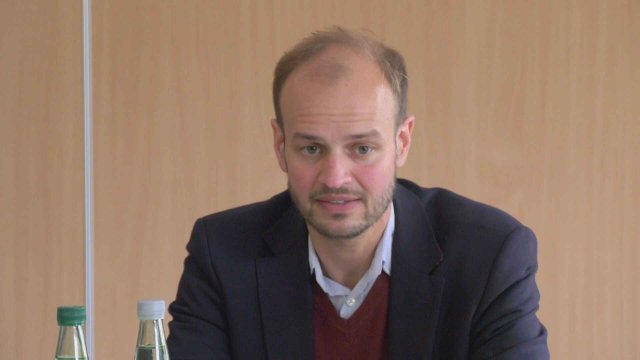 Einsicht in Aufhebungsvertrag von Jonas Zipf