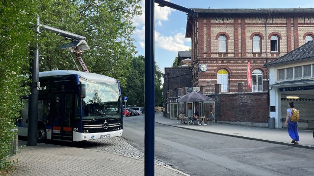Nahverkehr baut neues Fahrgastinformationssystem aus