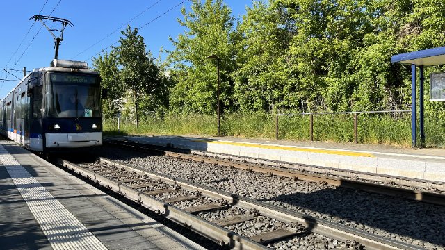 Straßenbahnhaltestellen werden barrierefrei