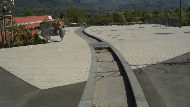 Kunstrundgang im Wohngebiet Winzerla