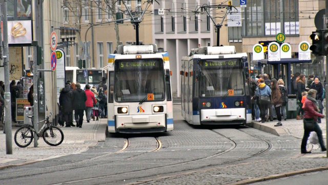 Schienenersatzverkehr und geänderte Linienführung