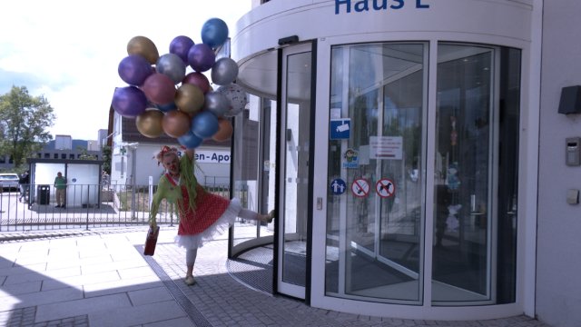 Klinkclownin Flotti Lotti feiert 3. Geburtstag