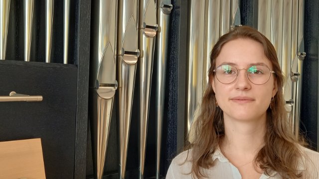 Uta Gräber spielt beim Internationalen Orgelsommer